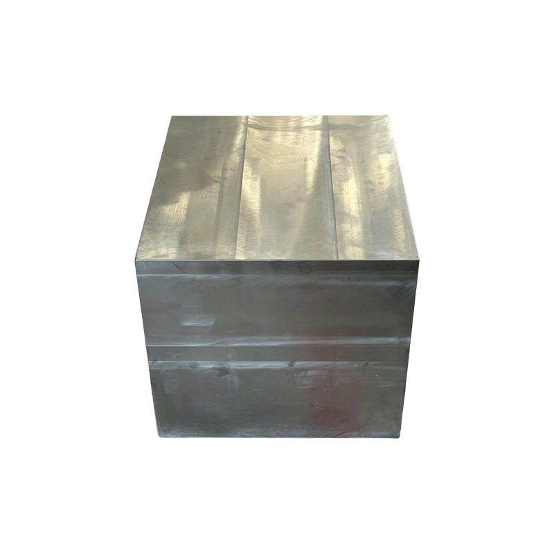 Blocs forgés sur le terrain pour machines de construction lourde